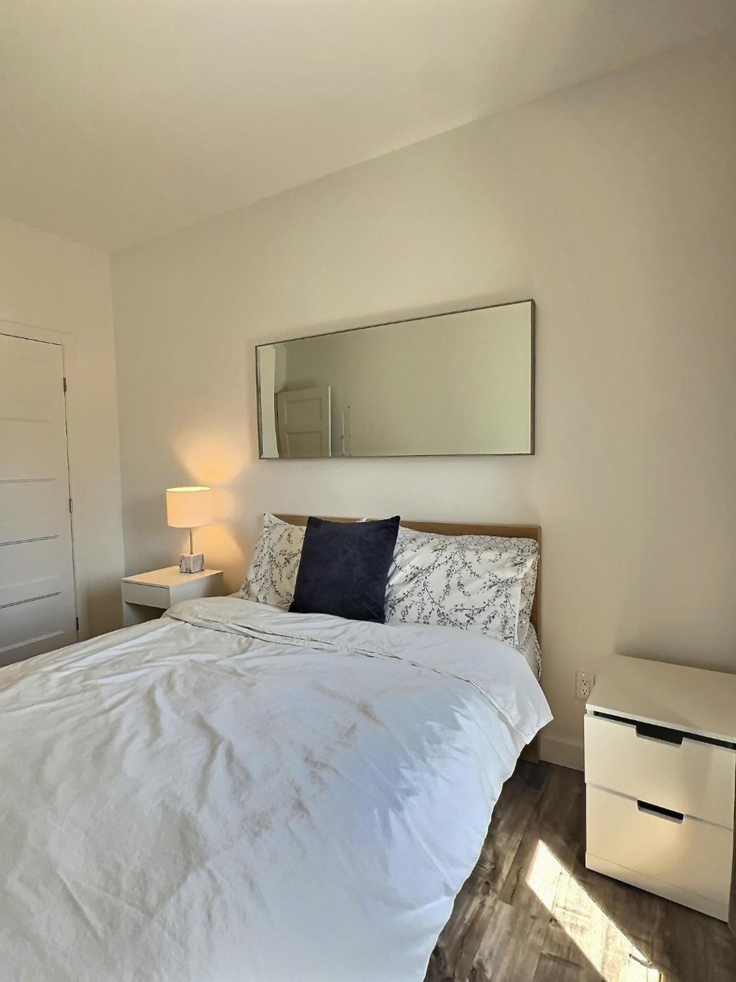 Apartment Balcons Sur La *